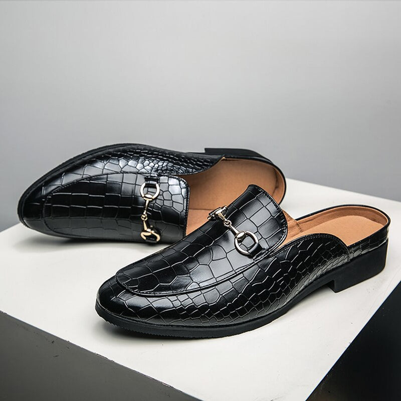 Trendoire Schoenen Chique loafers met krokodillenmotief en gouden gesp