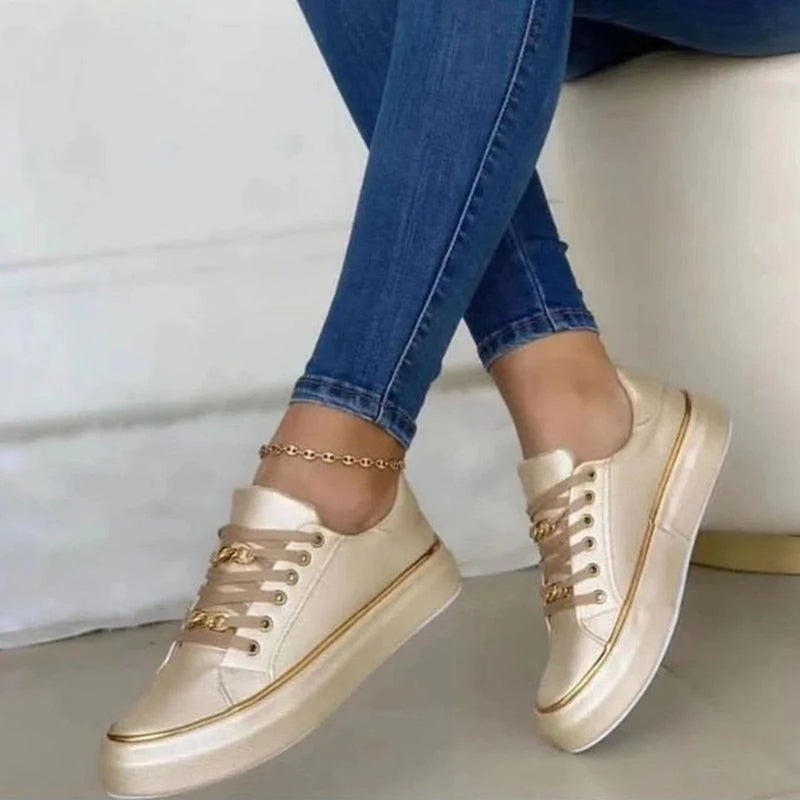 Trendoire-Schoenen-Elegante sneakers met gouden details