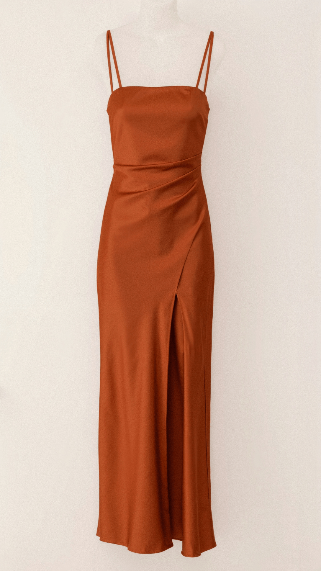 https://cdn.shopify.com/s/files/1/0806/5564/7050/files/muller-mode-july-schickes-maxikleid-sommerkleid-kleider-353607.png?v=1736676122