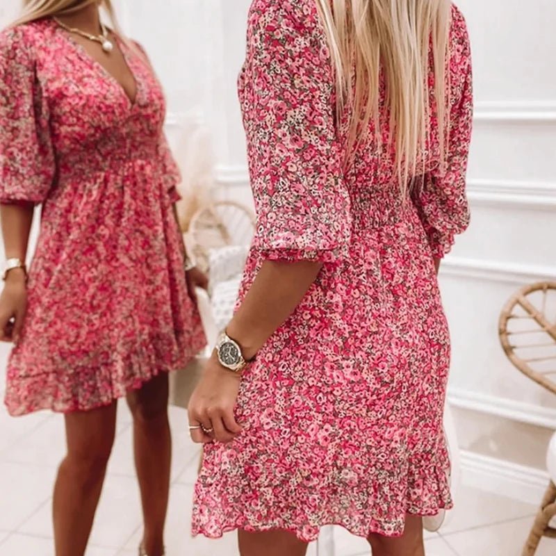 Bloemen Mini Jurk met Flatterende Pasvorm-2